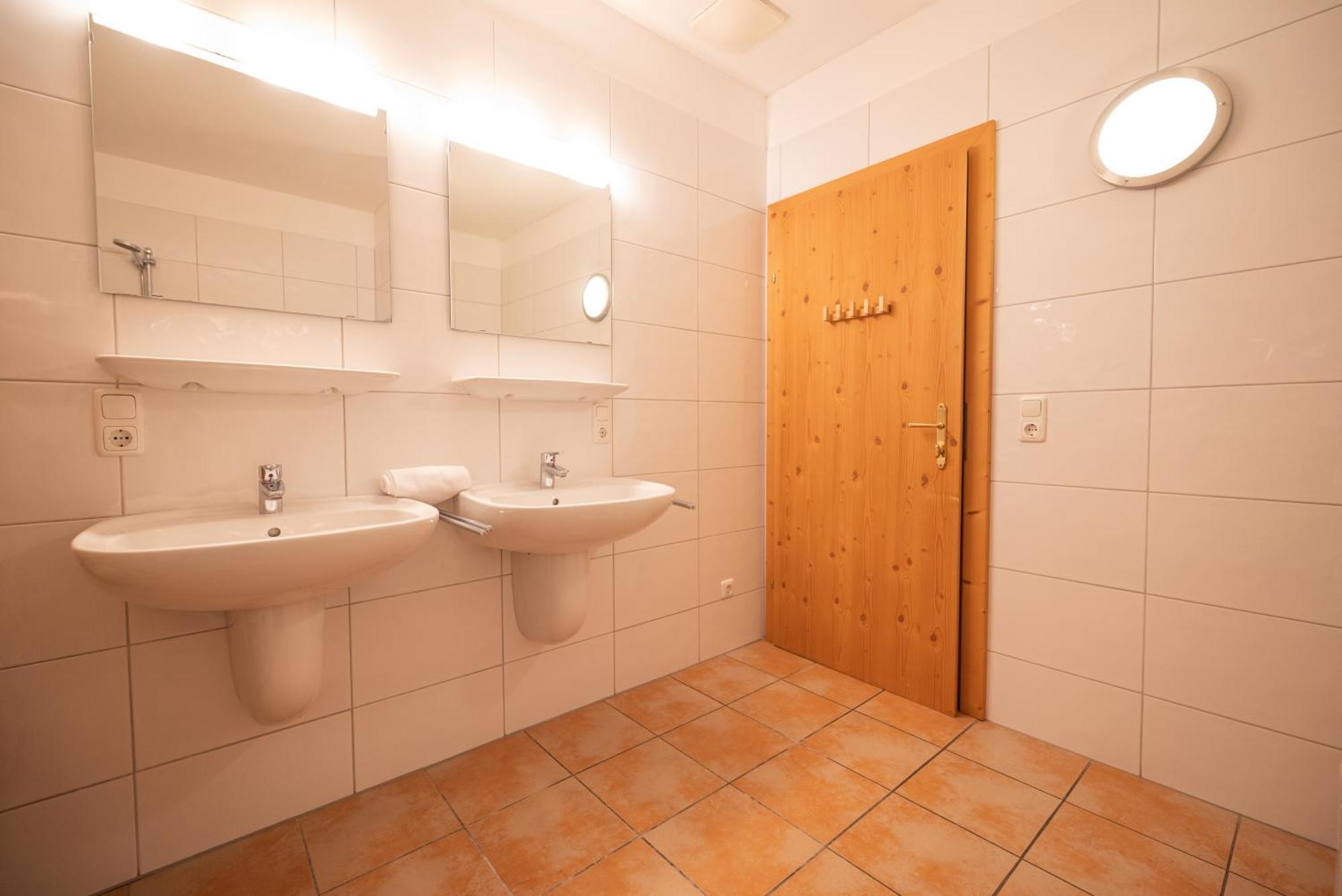 All Seasons Lodge By All In One Apartments Kaprun Dış mekan fotoğraf